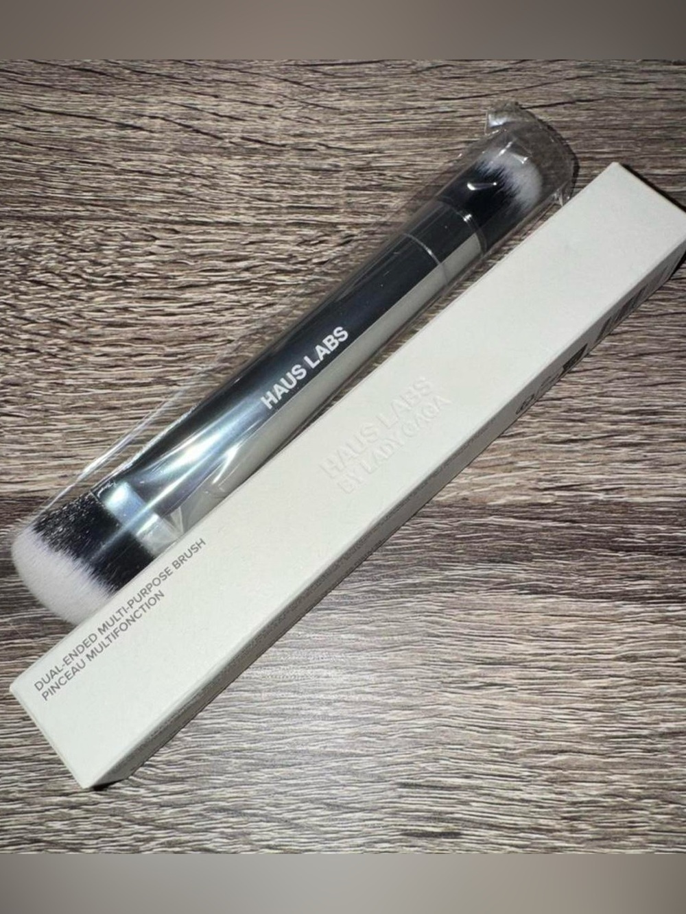 HAUS LABS MULTI-PURPOSE BRUSH 🩶